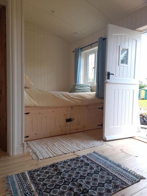 Dinky'S Den Leilighet Coverack Eksteriør bilde